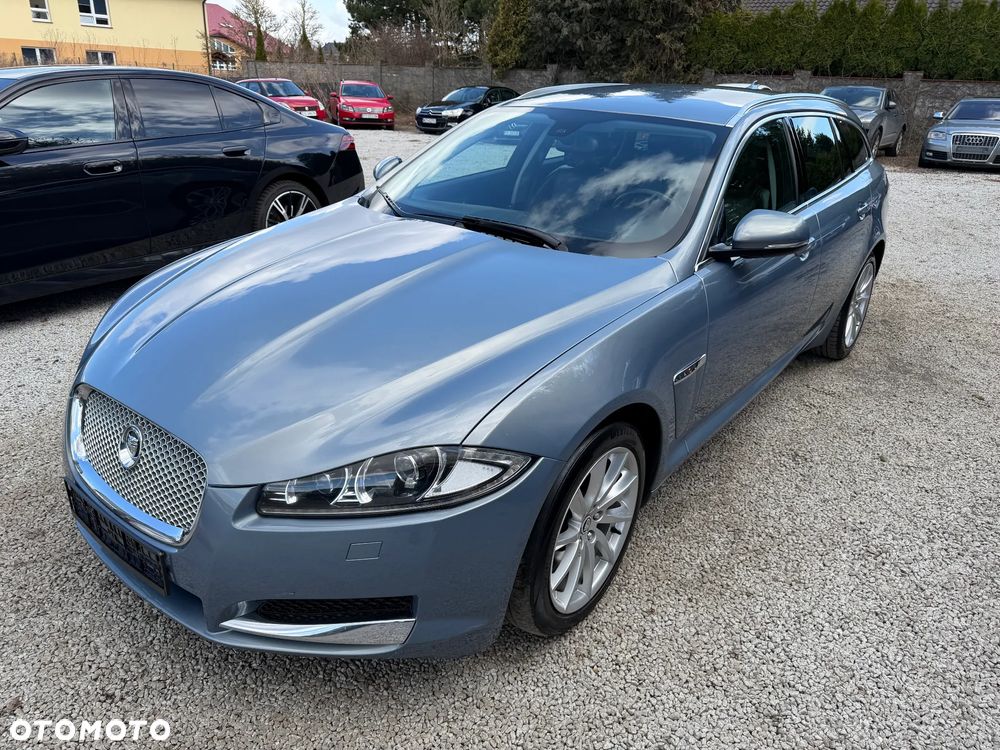 Jaguar XF 2.2 - 3
