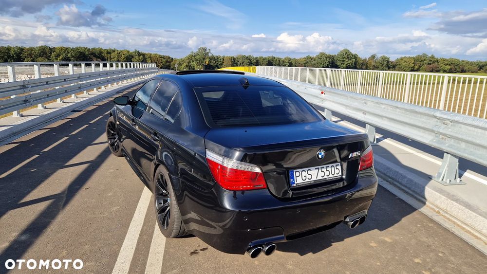 BMW M5 Standard - 6