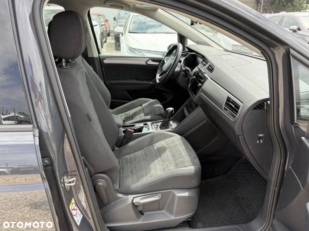 Volkswagen Touran 2.0 TDI BMT Comfortline Plus DSG - 9