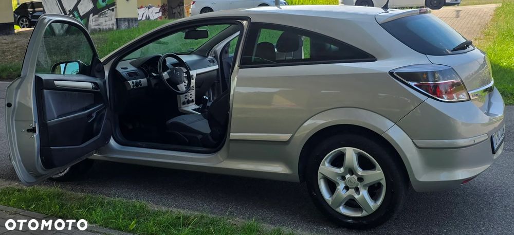 Opel Astra 1.6 Catch me - 18