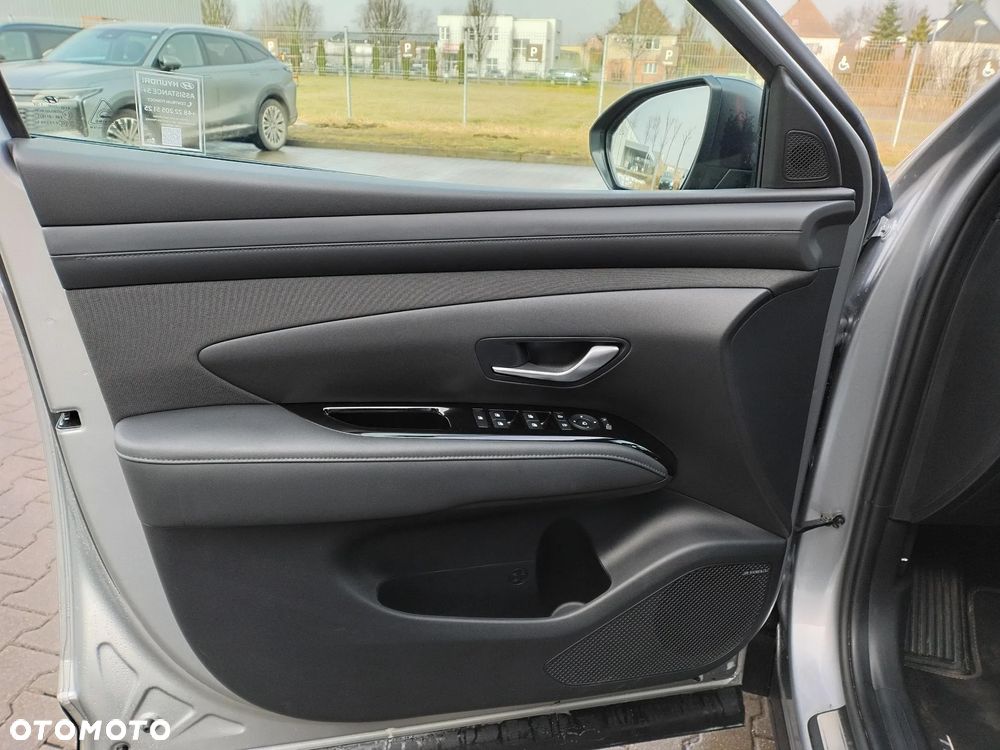 Hyundai Tucson 1.6 T-GDi 48V-Hybrid 2WD DCT Select - 10