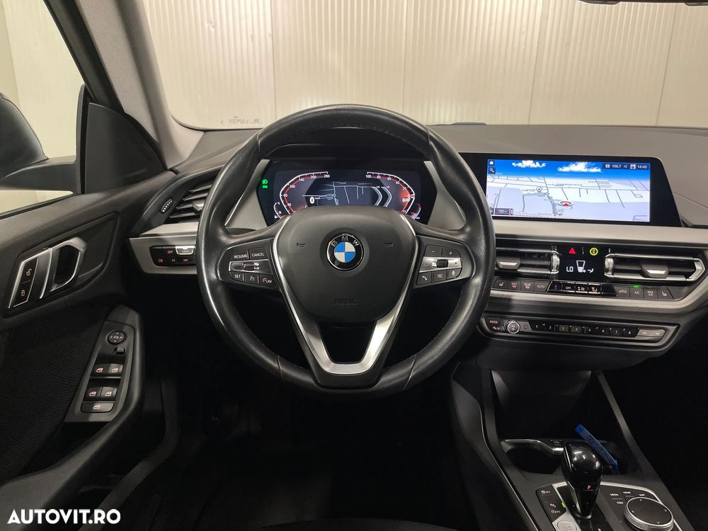 BMW Seria 2 218i Aut. - 7