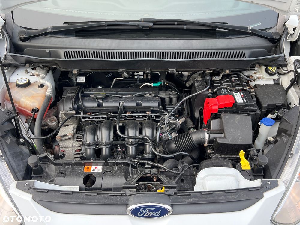 Ford B-MAX 1.4 Titanium - 34