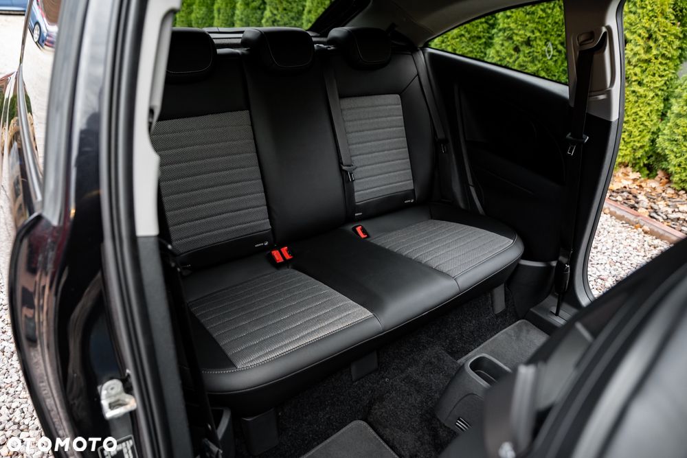 Opel Corsa 1.6T OPC - 33