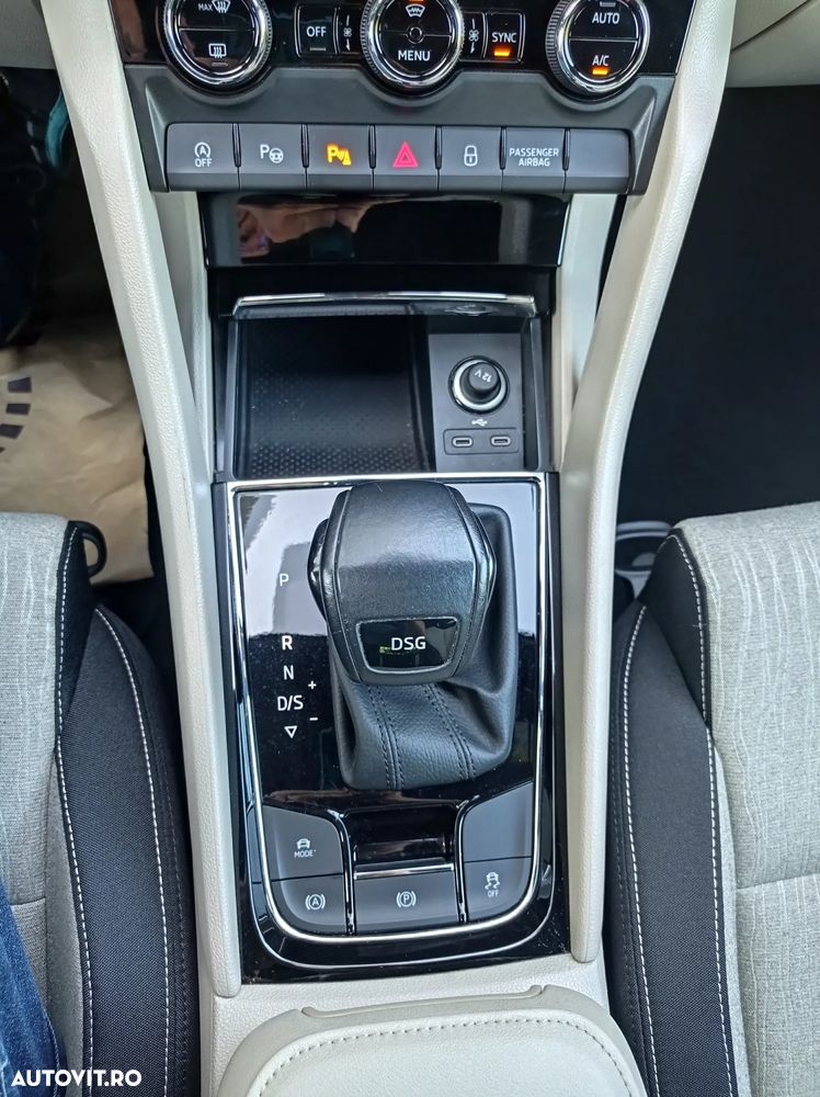 Skoda Karoq 1.5 TSI DSG Style - 36