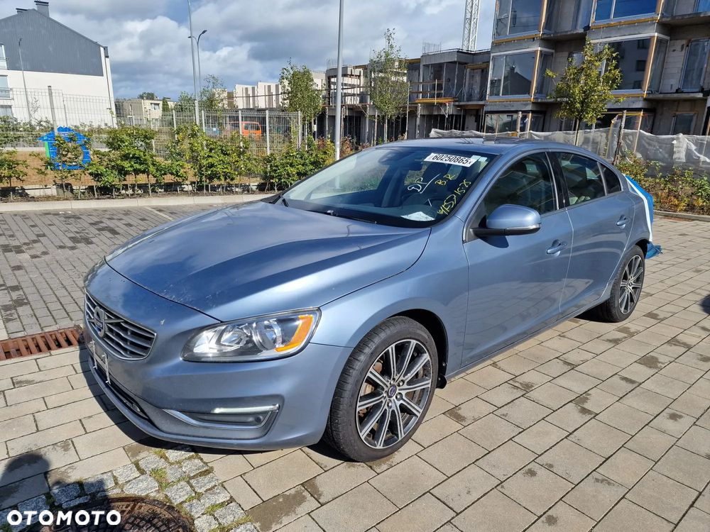 Volvo S60 - 19