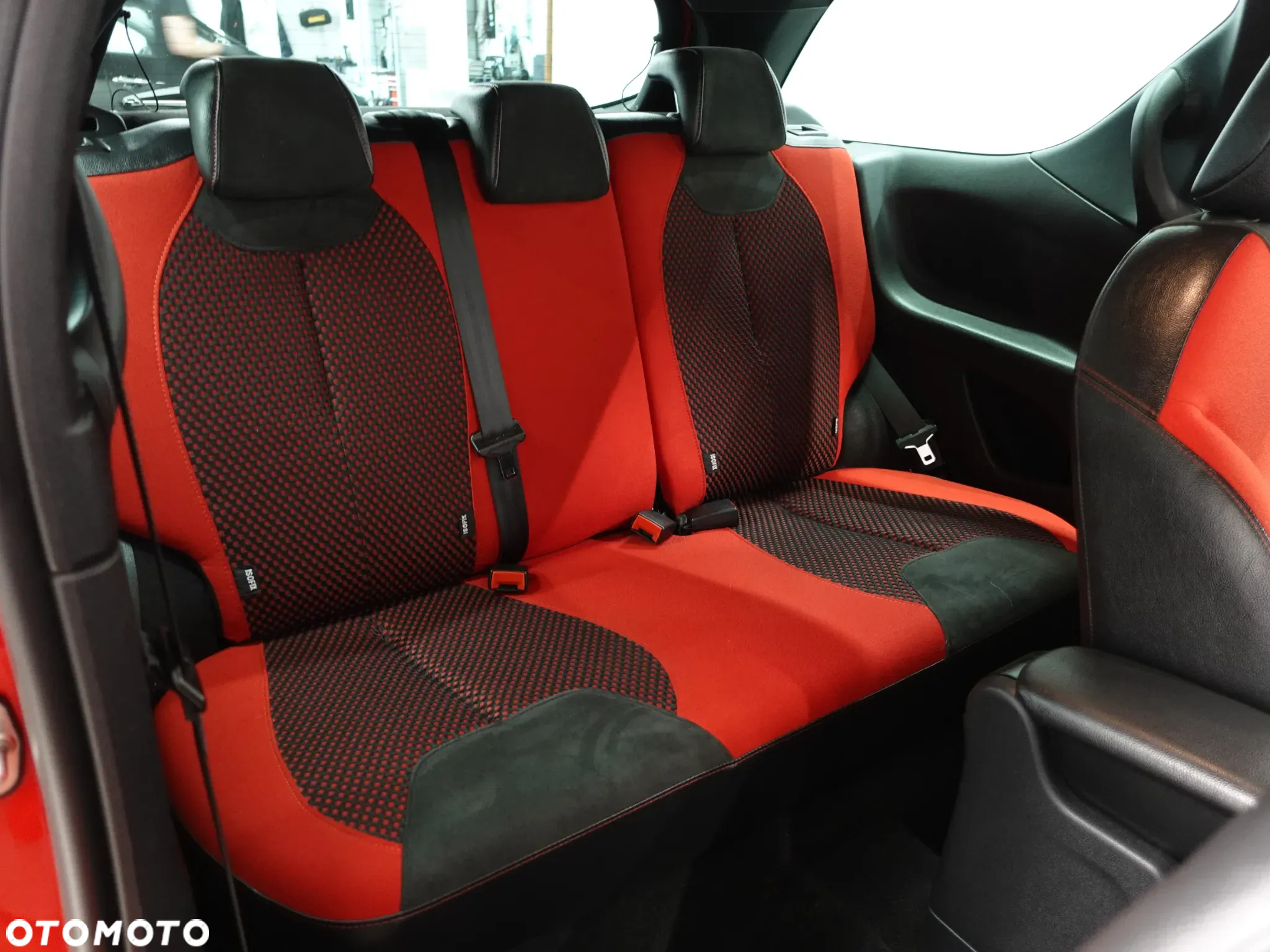 Citroën DS3 THP 155 Red Edition - 26