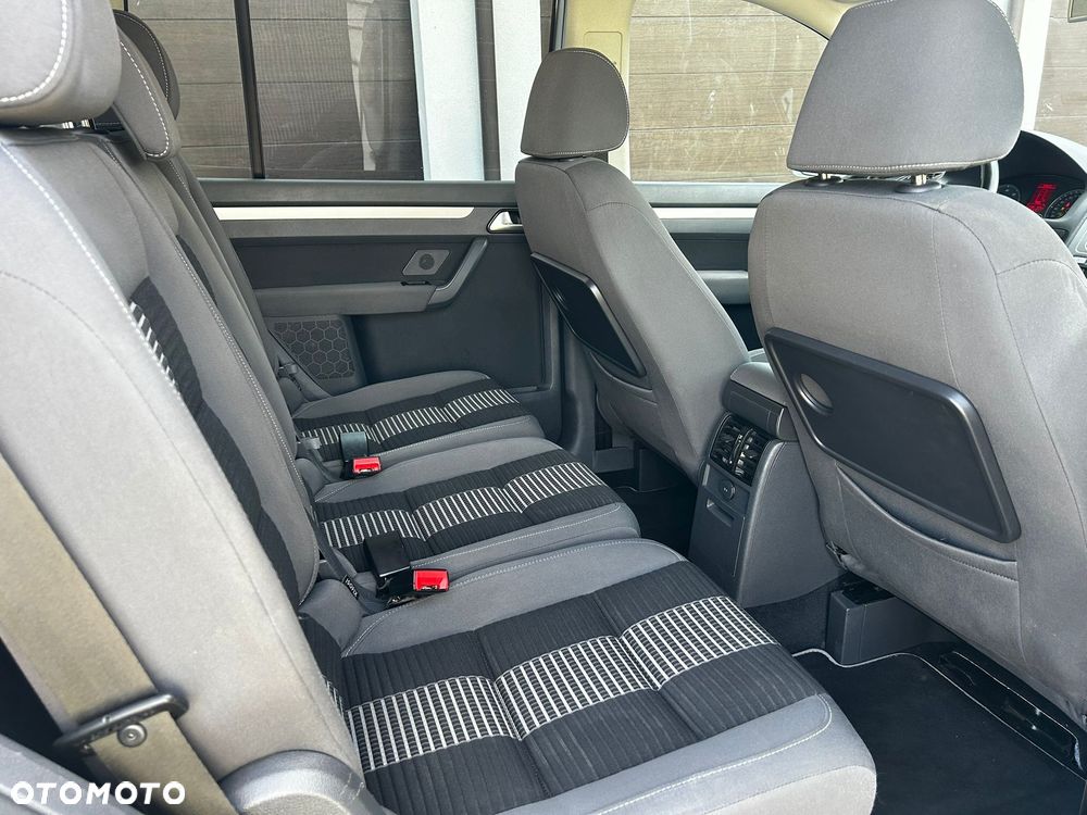 Volkswagen Touran 1.4 TSI DSG United - 6