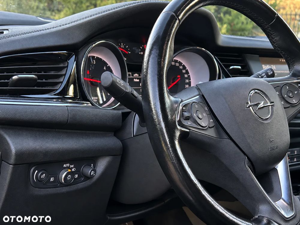 Opel Insignia 2.0 Dynamic - 16