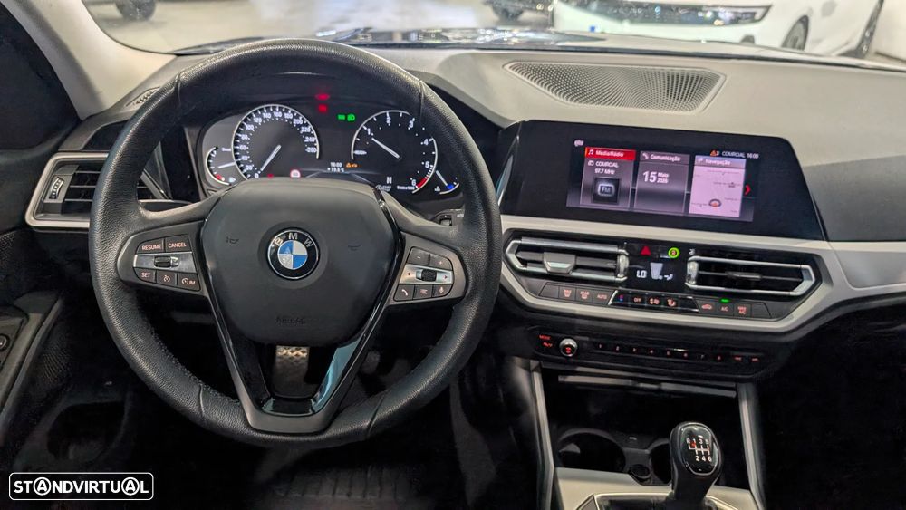 BMW 318 d - 18