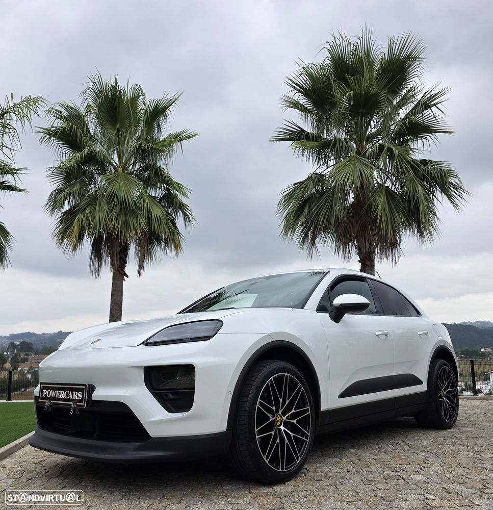 Porsche Macan Electric - 4