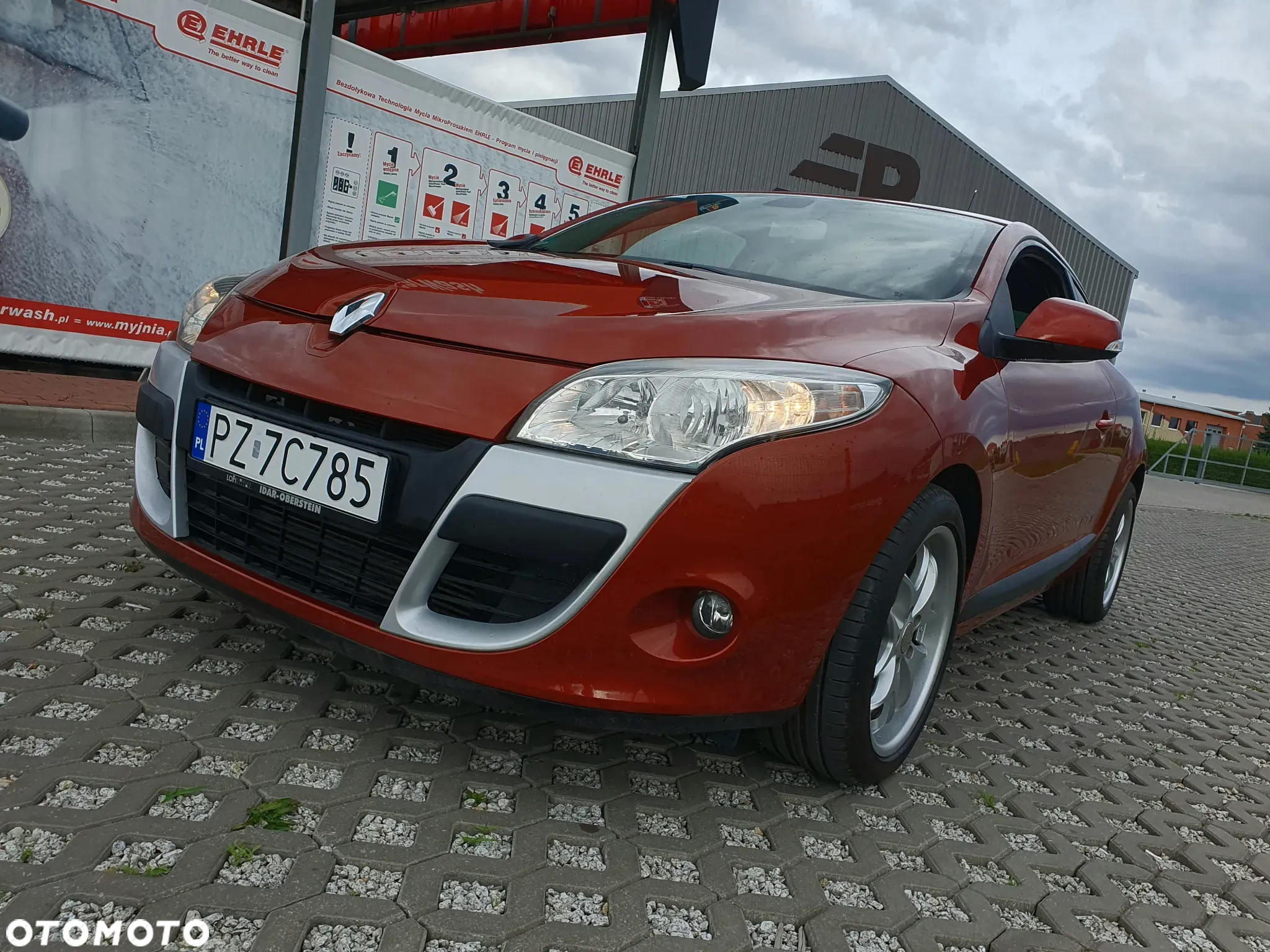 Renault Megane Coupe TCe 130 Bose Edition - 19