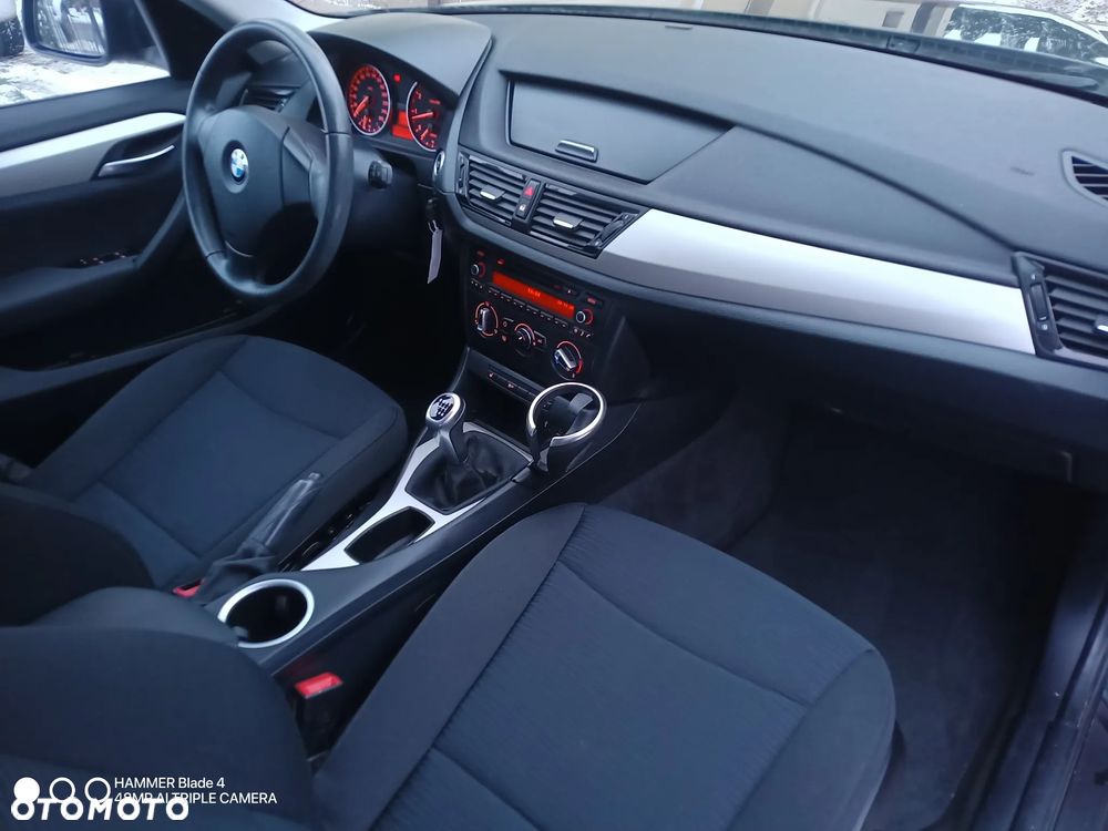 BMW X1 sDrive18i - 23
