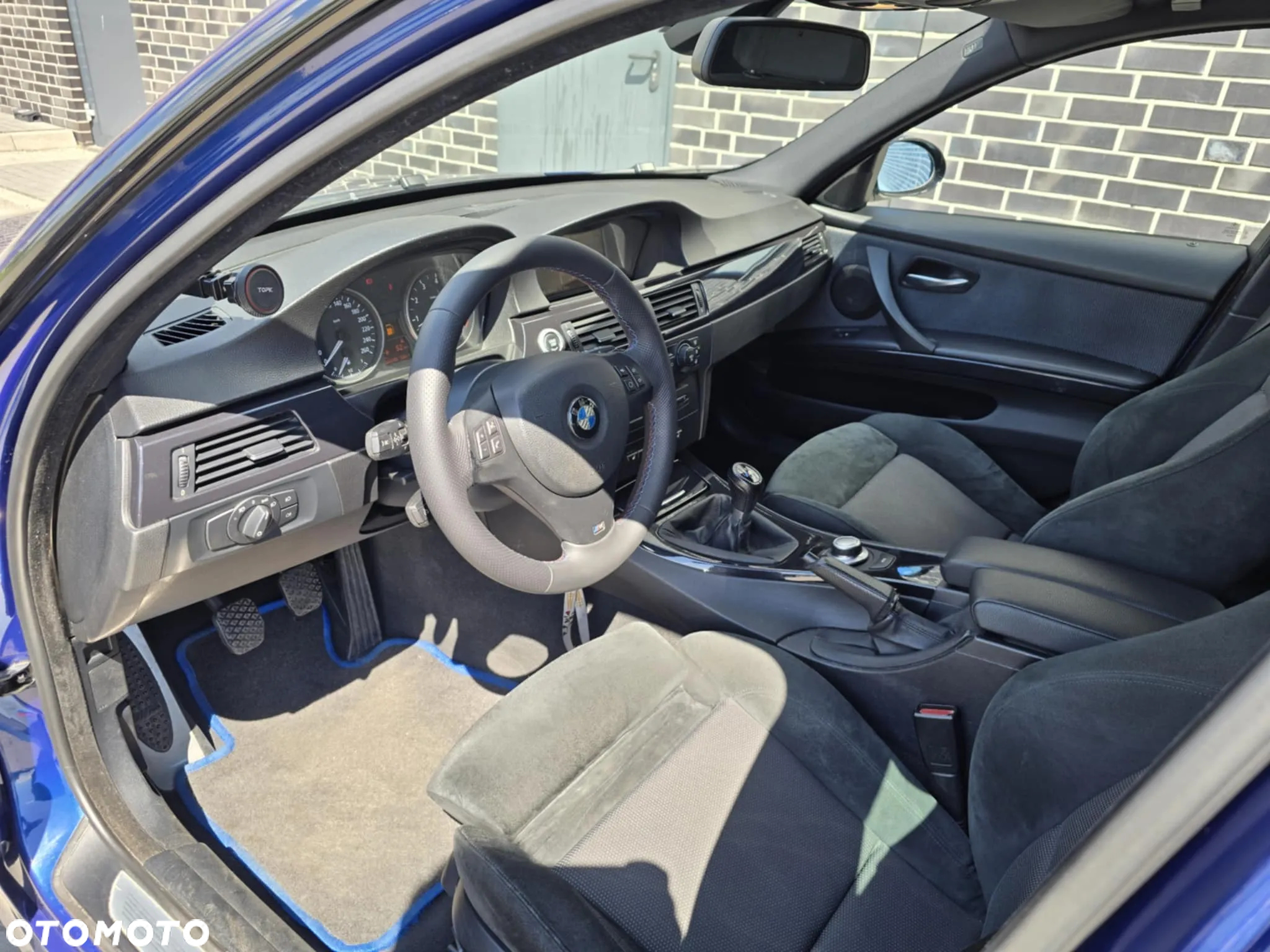 BMW Seria 3 330i Touring - 40
