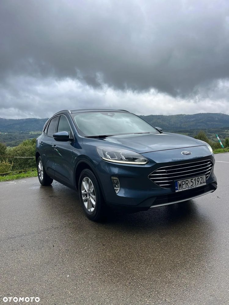 Ford Kuga - 1