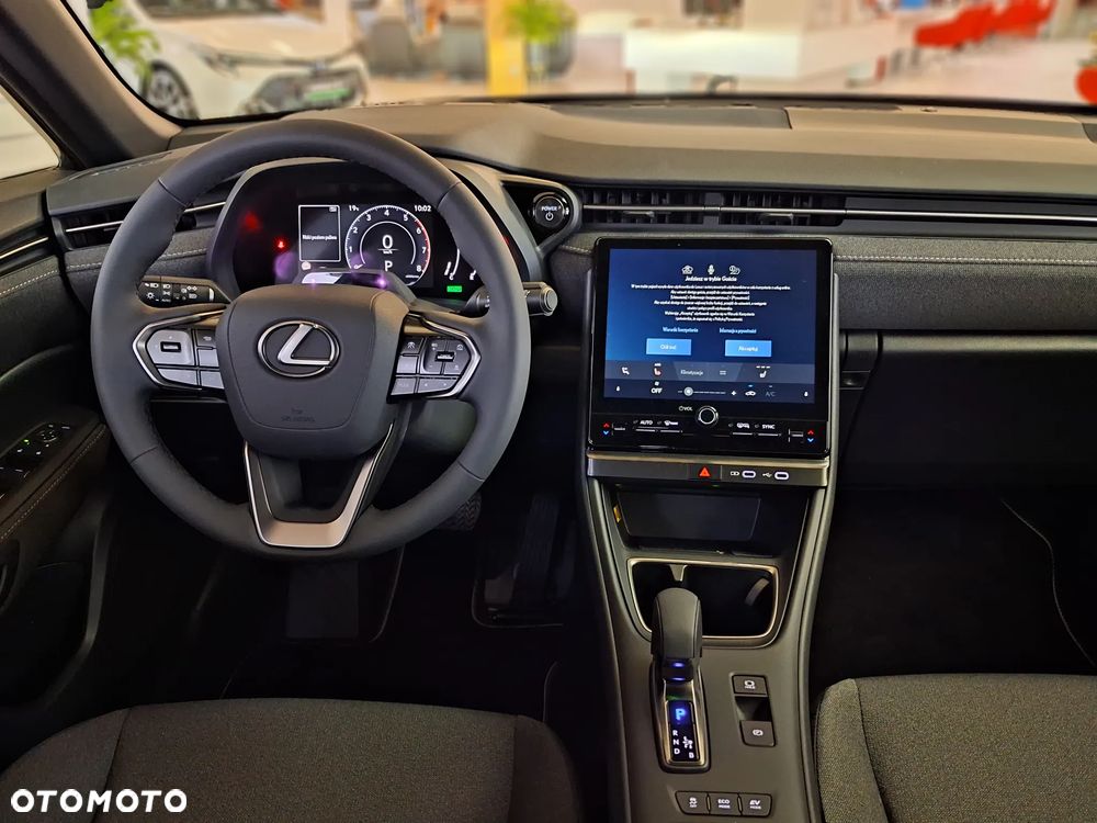 Lexus LBX 1.5 Hybrid - 11
