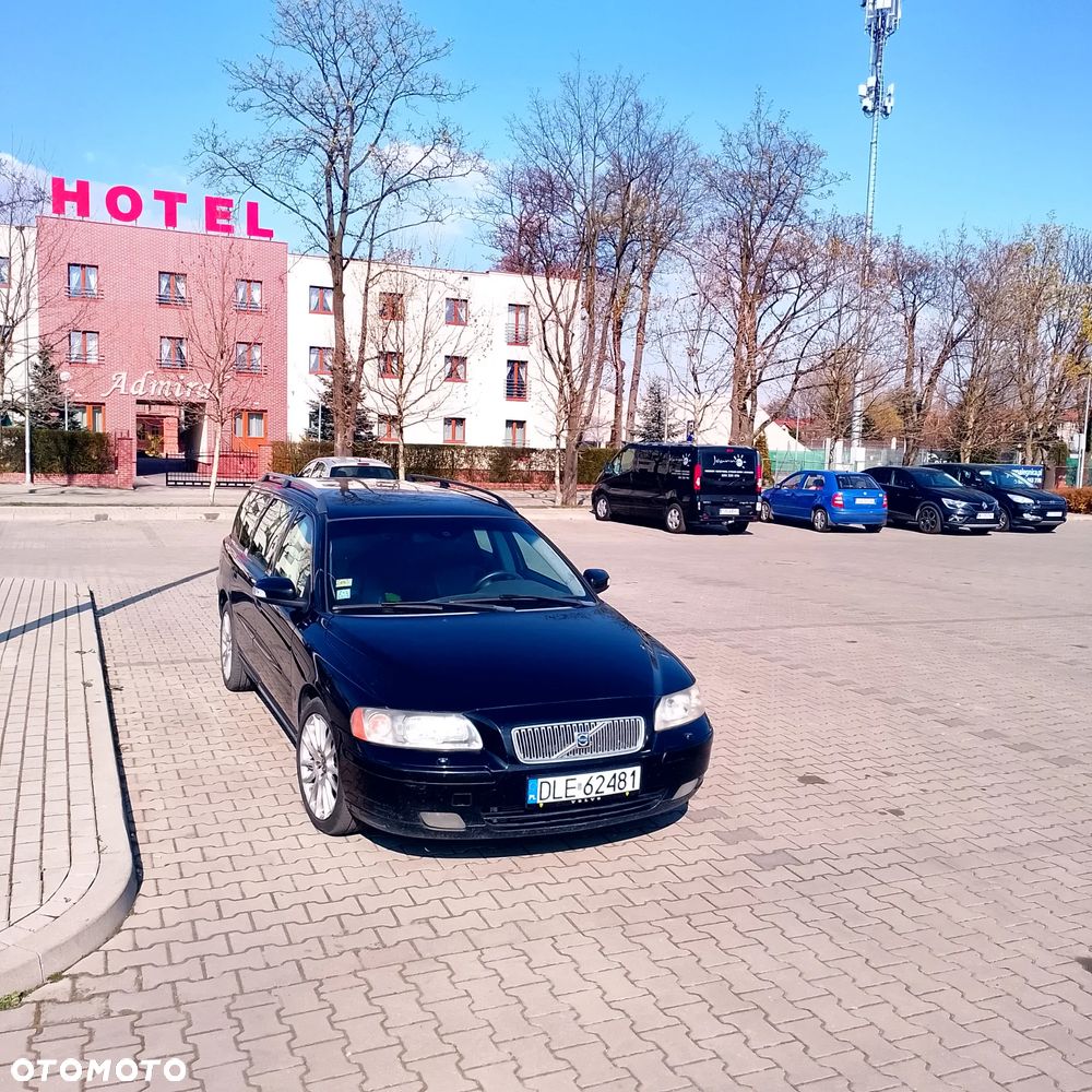 Volvo V70 2.4 Black Edition - 2