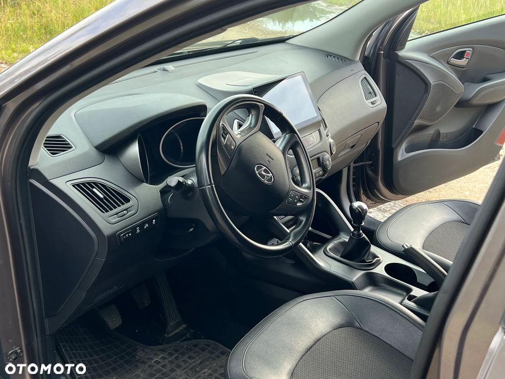 Hyundai ix35 2.0 4WD Trend - 18
