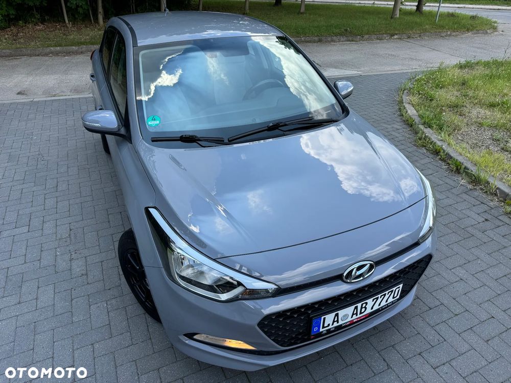 Hyundai i20 blue 1.2 Style - 5