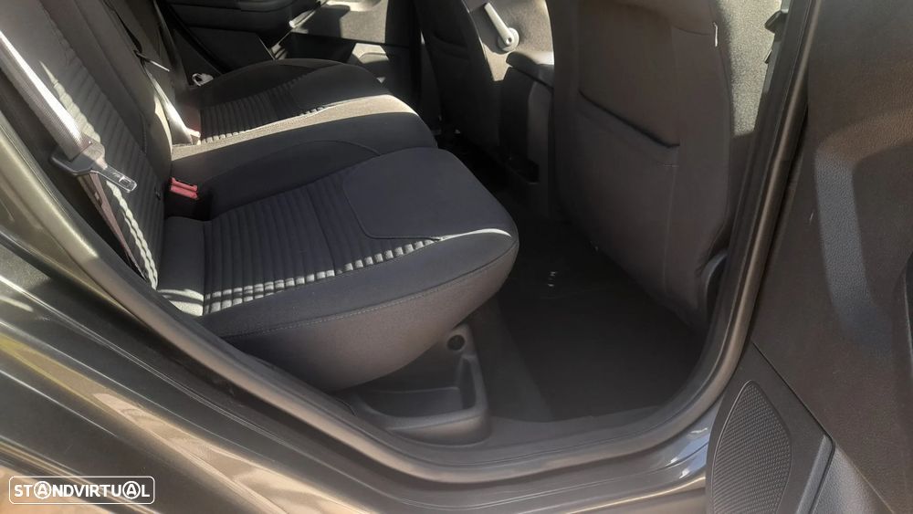 Ford Focus SW 1.0 SCTi Titanium - 42