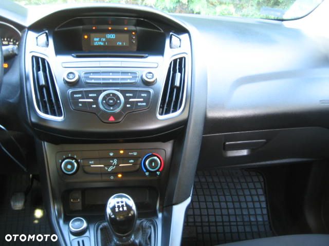 Ford Focus 1.6 Gold X - 15