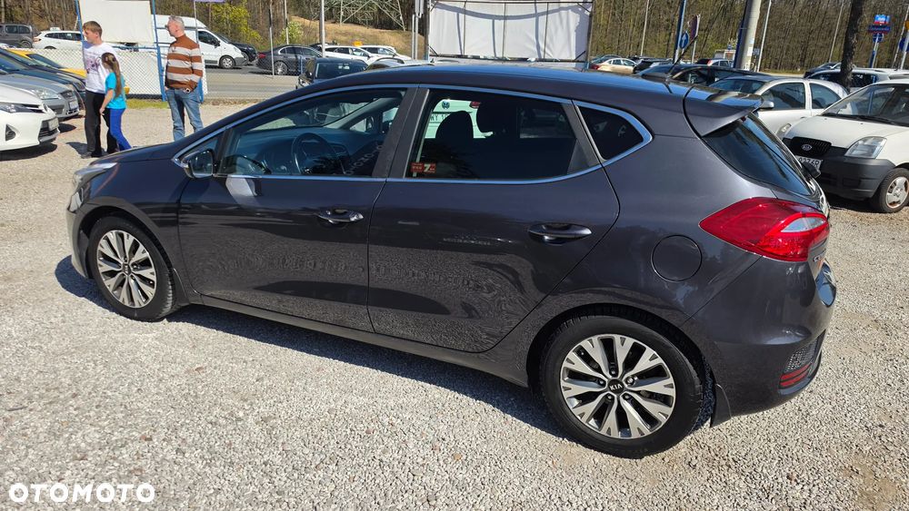 Kia Ceed 1.6 GDI L Business Line - 31