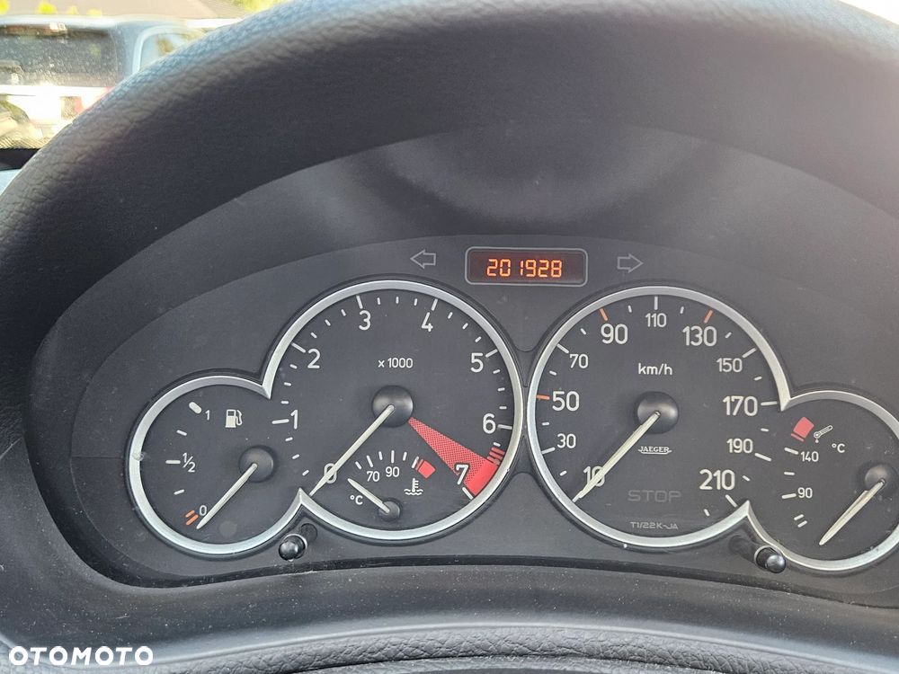 Peugeot 206 - 12