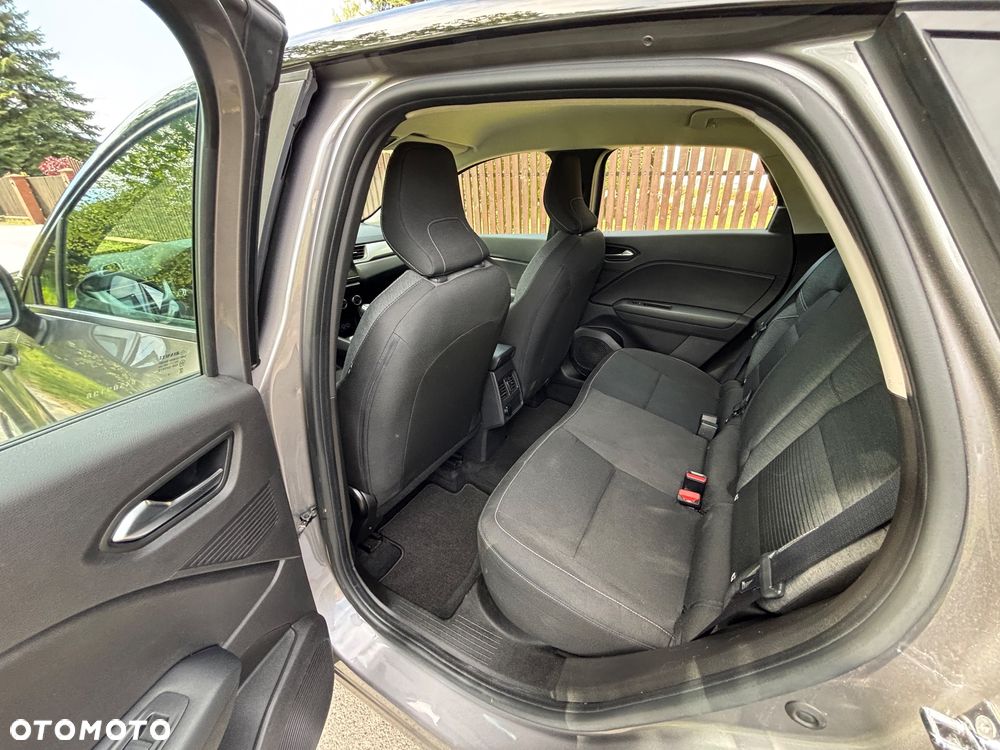 Renault Captur TCe 100 INTENS - 16