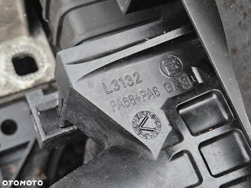 Pas Przedni Wzmocnienie Czołowe Belka Zderzaka Chłodnice Intercooler Wentylator 1.8 2.0 TFSI 2.0 TDI AUDI A4 B8 - 14