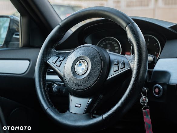 BMW Seria 5 - 35