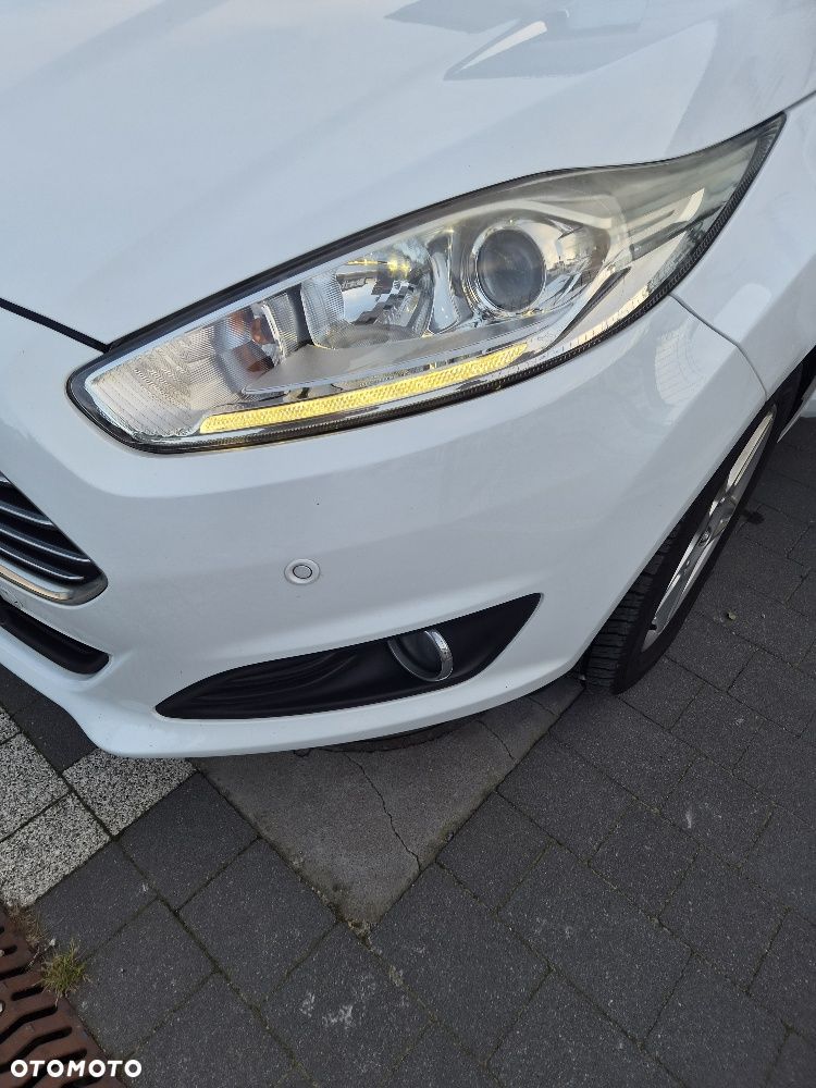 Ford Fiesta - 17