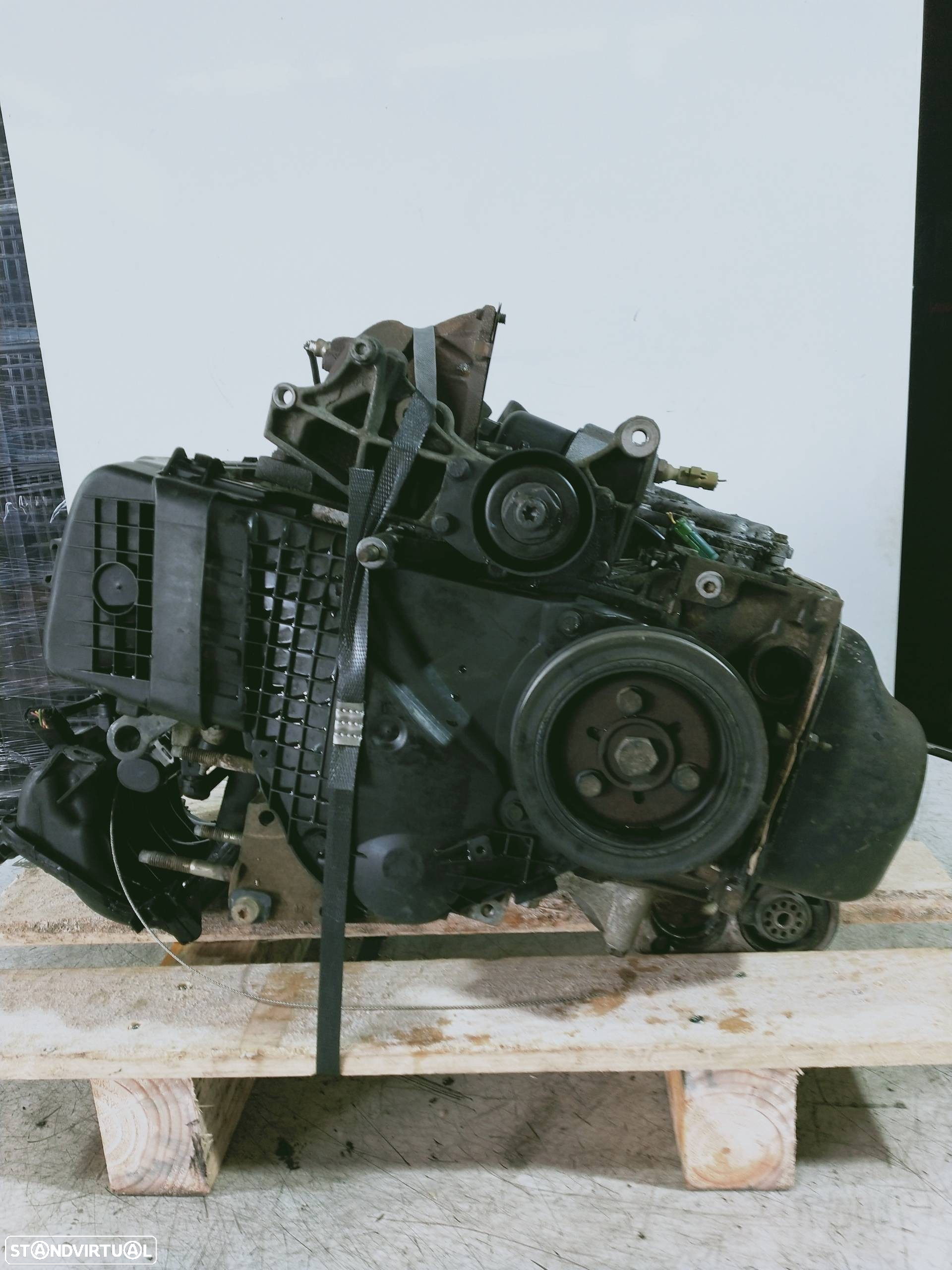 MOTOR COMPLETO CITROEN SAXO 2003 - 3