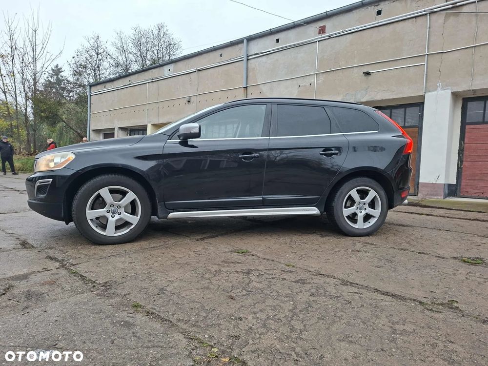 Volvo XC 60 2.4D AWD RDesign - 2