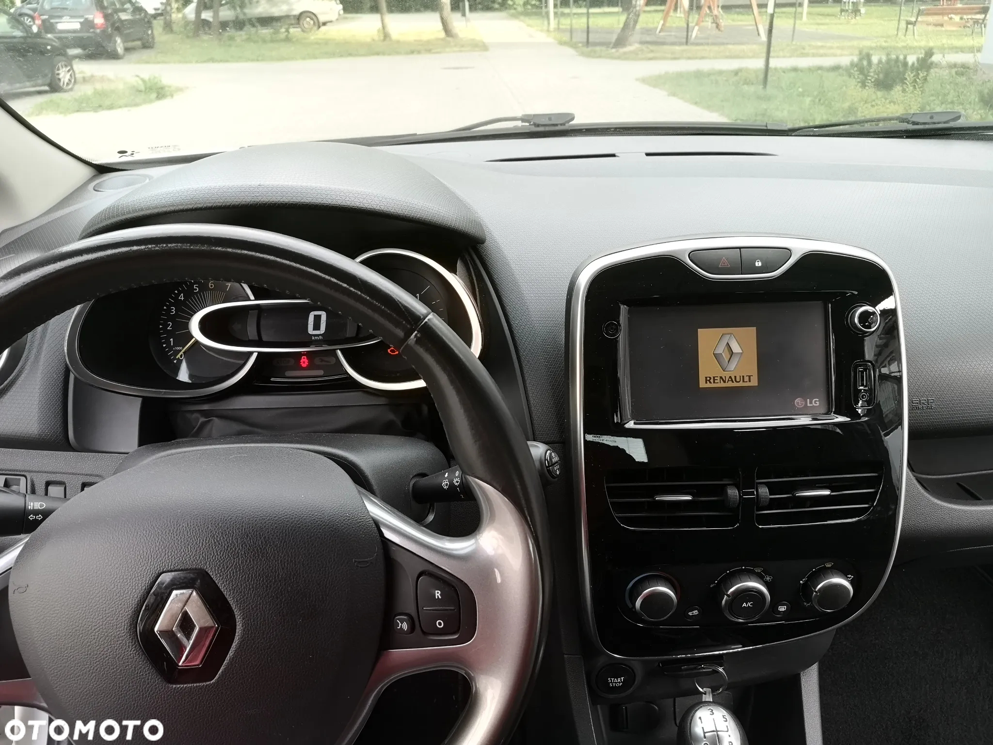 Renault Clio 0.9 Energy TCe Limited - 21