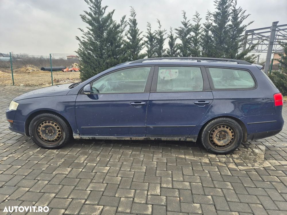 Volkswagen Passat 2.0 TDI Trendline DPF - 4