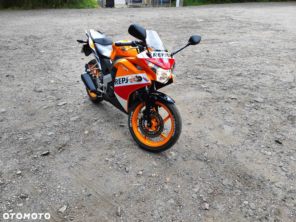 Honda CBR - 3