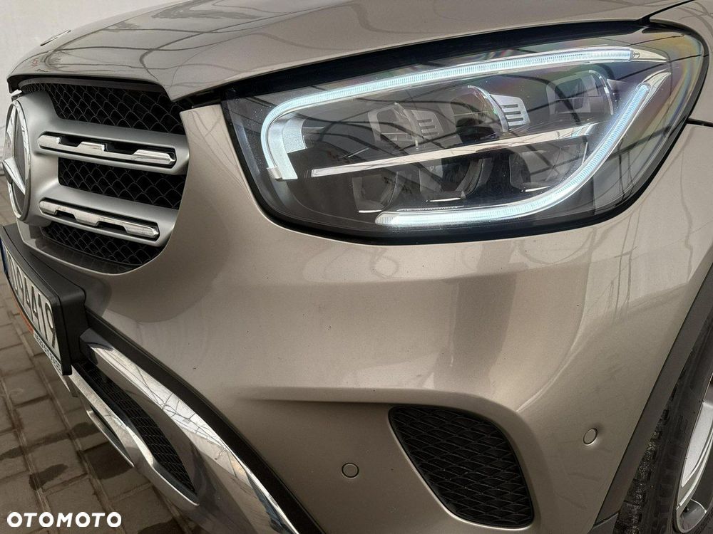 Mercedes-Benz GLC - 29