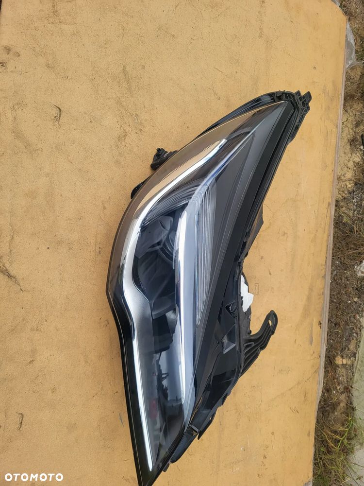 Lampa przednia Prawa Soczewka Led OPEL ASTRA V K 2018r   CAŁA 796-04-000-03 - 1