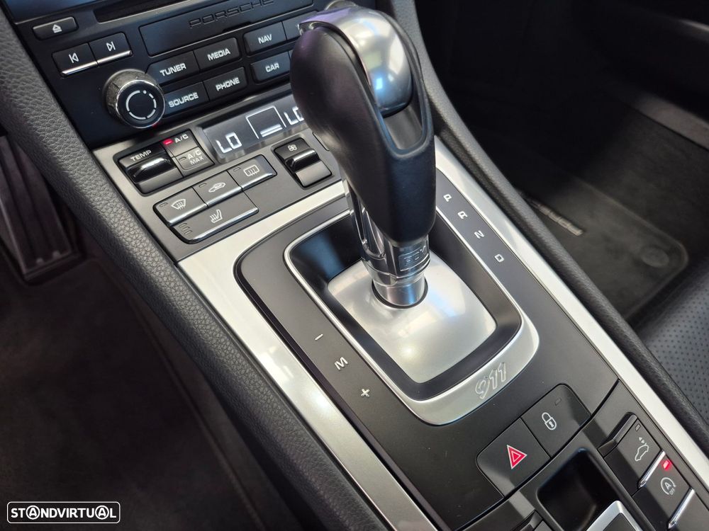 Porsche 911 (991) Carrera 2 S PDK - 32