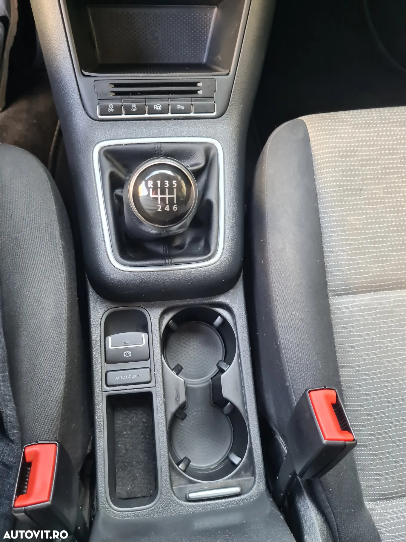 Volkswagen Tiguan - 16