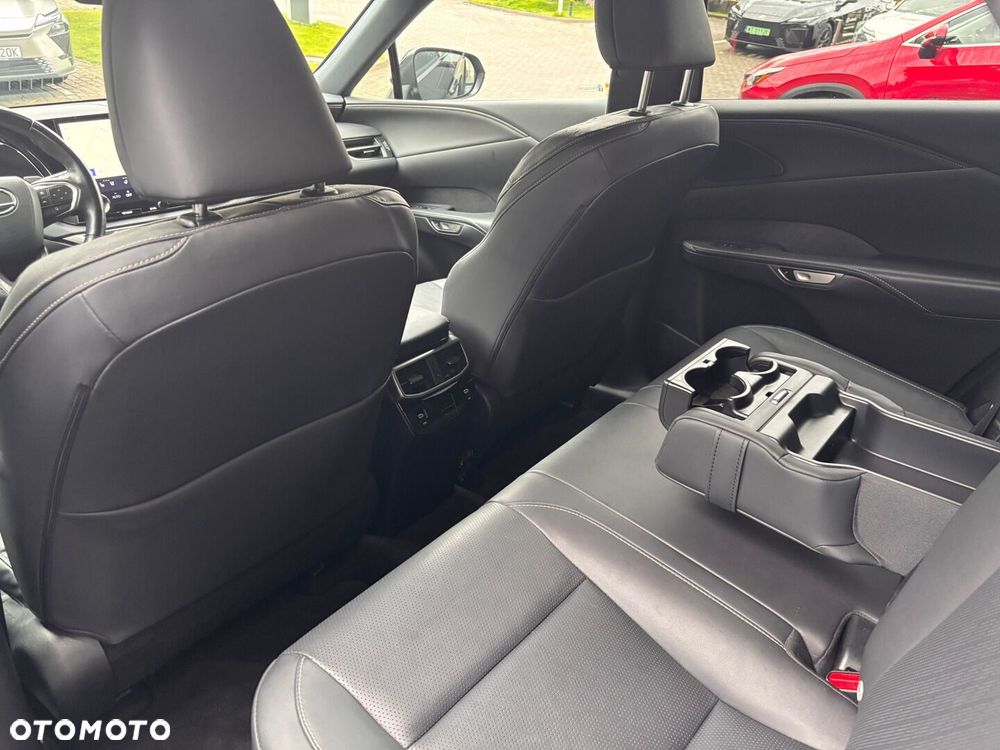 Lexus RX - 7