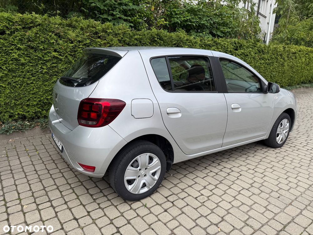 Dacia Sandero - 6