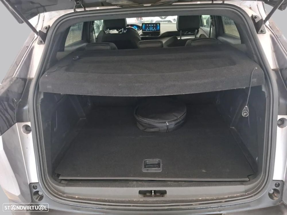 Peugeot 3008 - 11