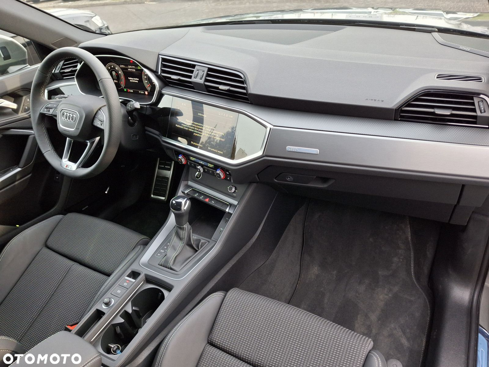 Audi Q3 - 11