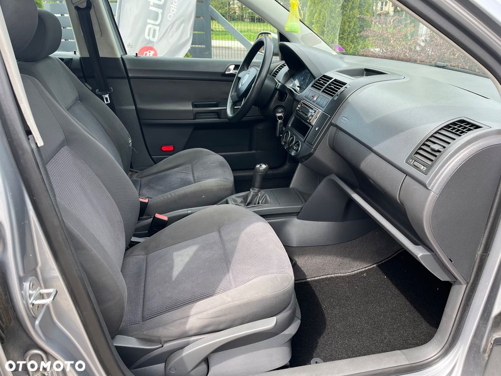 Volkswagen Polo 1.4 Sportline - 16