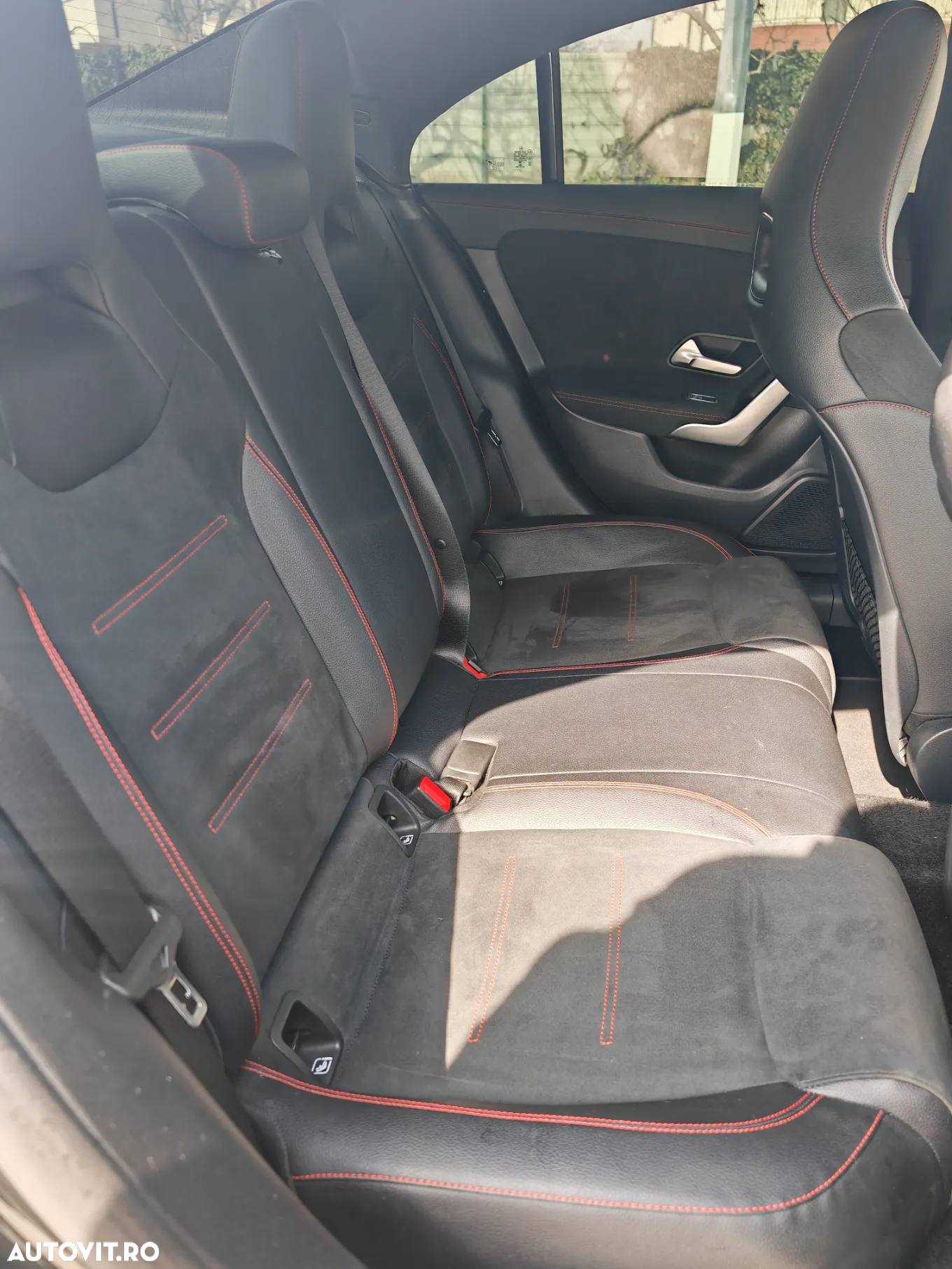Mercedes-Benz CLA 250 4Matic 7G-DCT AMG Line - 8