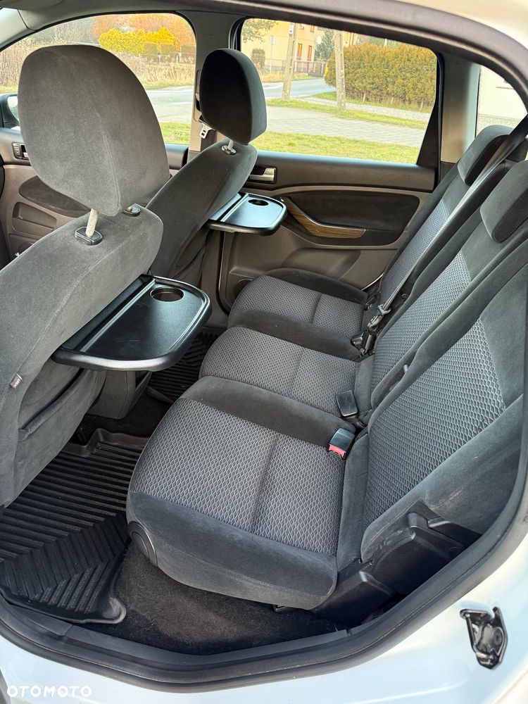 Ford C-MAX 1.6 TDCi Ghia - 25