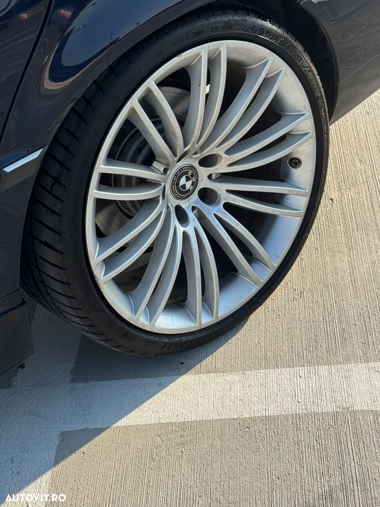 BMW Seria 7 728iA - 13