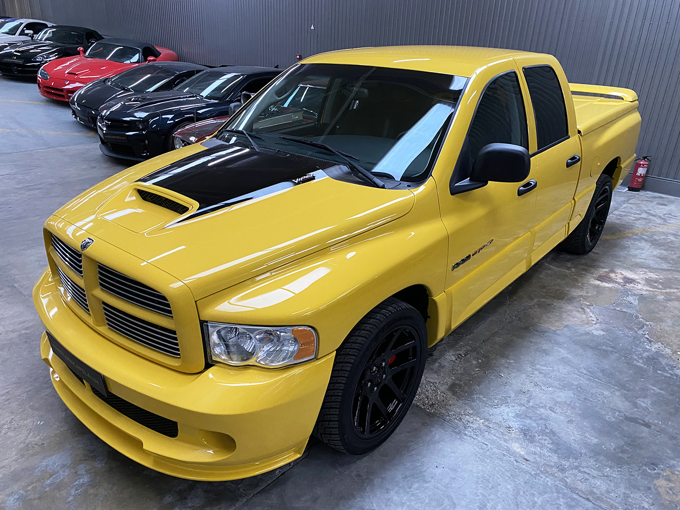 Dodge RAM SRT-10 Viper 8.3L V10 Yellow Fever Quadcab - 21