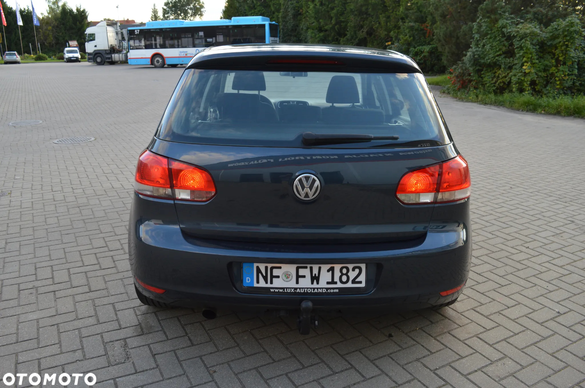 Volkswagen Golf 1.6 TDI DPF Comfortline - 8